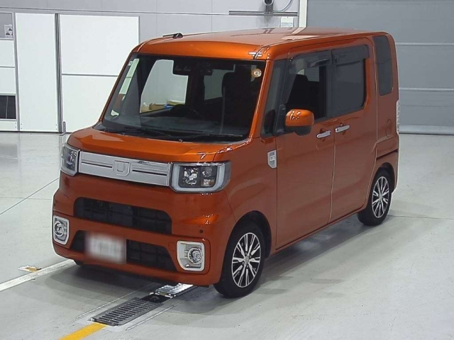 DAIHATSU WAKE 2018