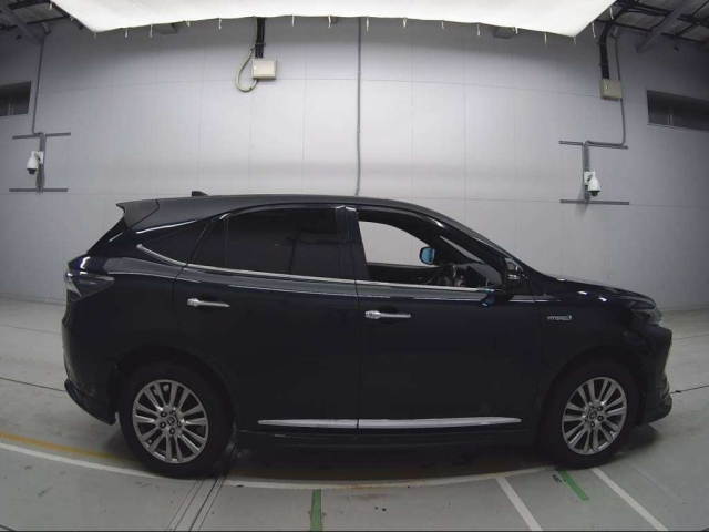 TOYOTA HARRIER 2015
