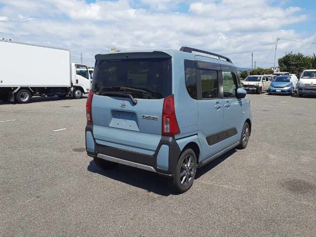 DAIHATSU TANTO 2022