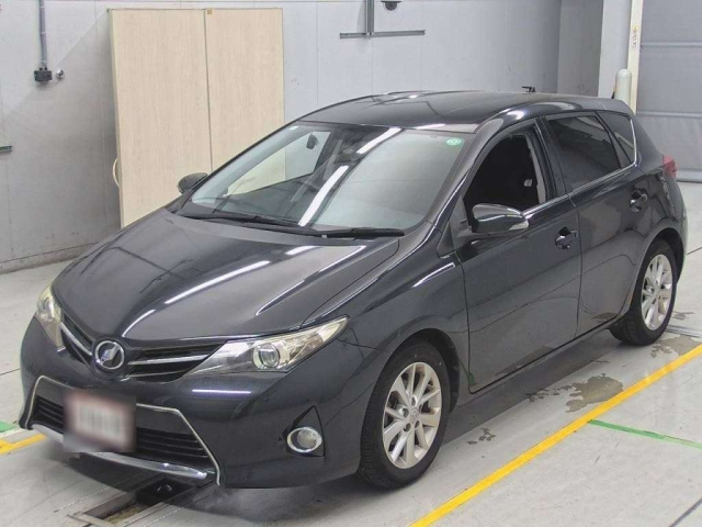 TOYOTA AURIS 2014