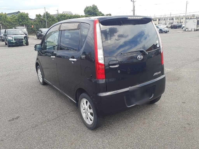 DAIHATSU MOVE 2010