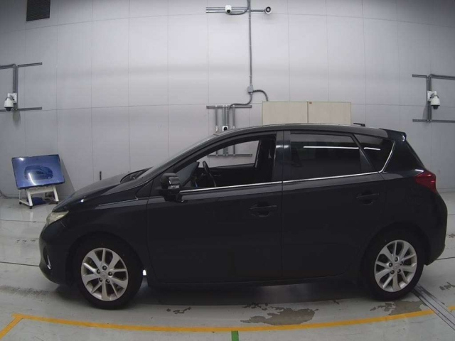 TOYOTA AURIS 2014