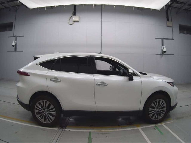 TOYOTA HARRIER 2021