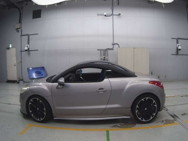PEUGEOT RCZ 2012