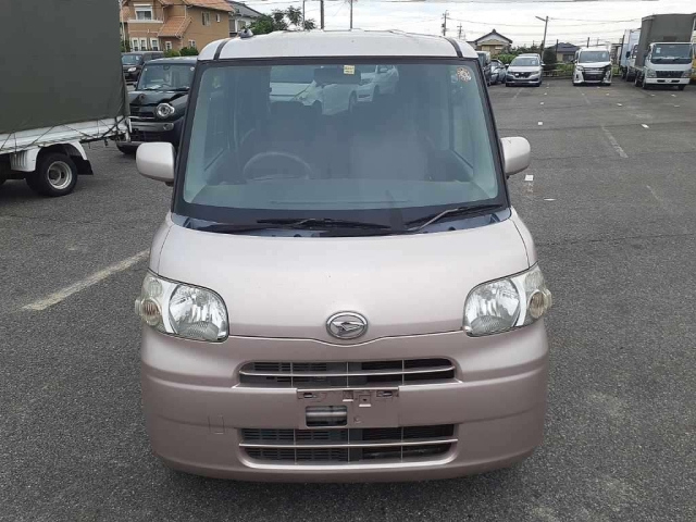DAIHATSU TANTO 2012