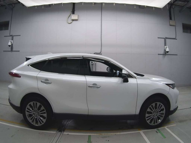 TOYOTA HARRIER 2023