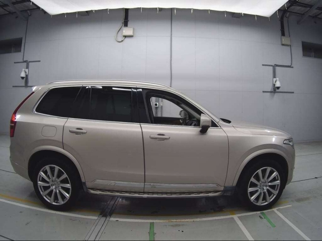 VOLVO XC90 2016