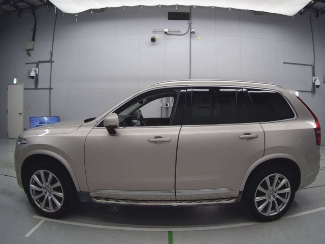 VOLVO XC90 2016
