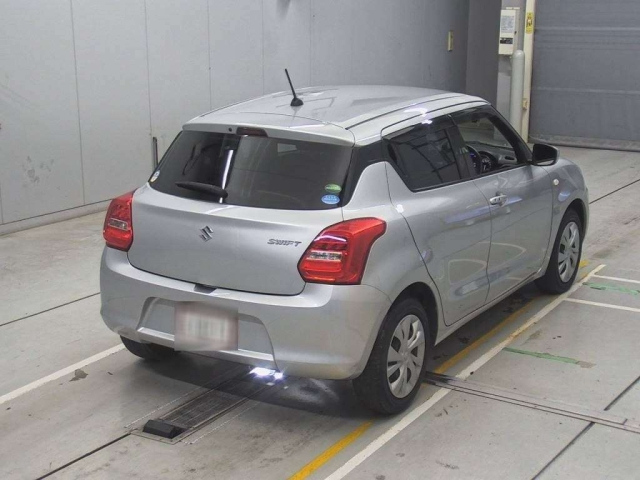 SUZUKI SWIFT 2018