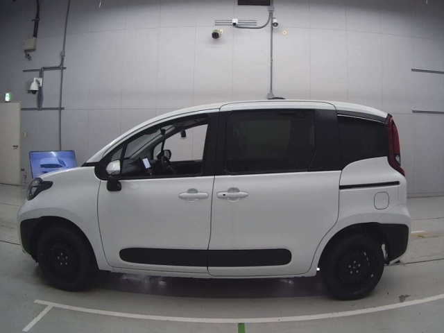 TOYOTA SIENTA 2025