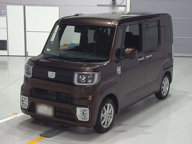DAIHATSU WAKE 2021