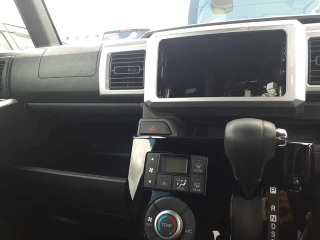 DAIHATSU WAKE 2021