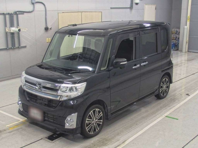 DAIHATSU TANTO 2014