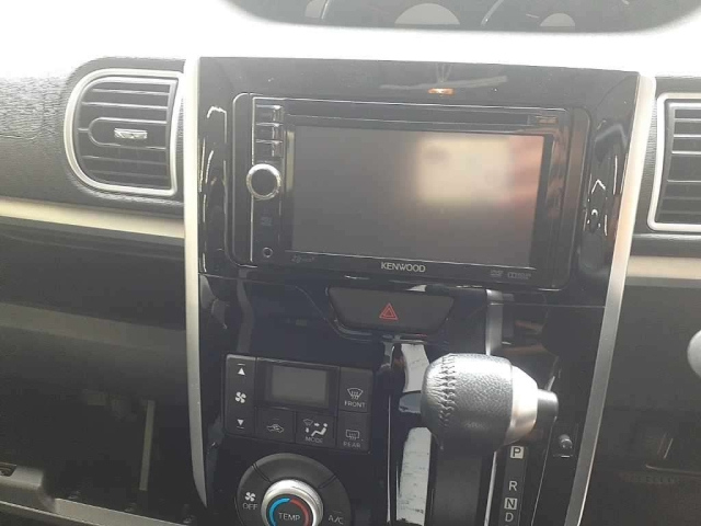 DAIHATSU TANTO 2014
