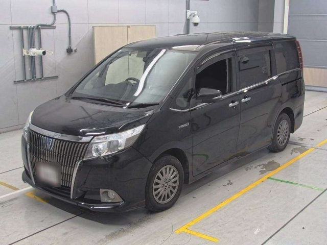 TOYOTA ESQUIRE 2015