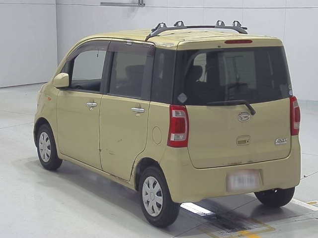 DAIHATSU TANTO EXE 2010