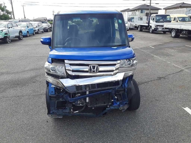HONDA N BOX 2016
