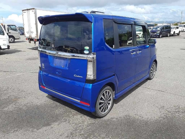 HONDA N BOX 2016