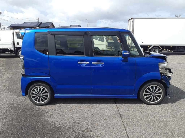 HONDA N BOX 2016