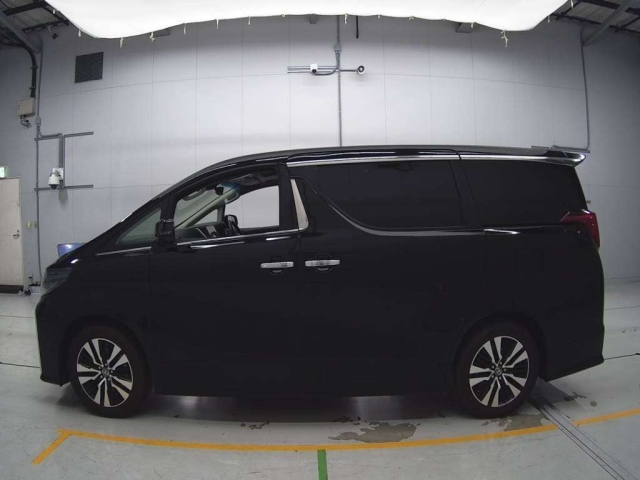 TOYOTA ALPHARD 2022