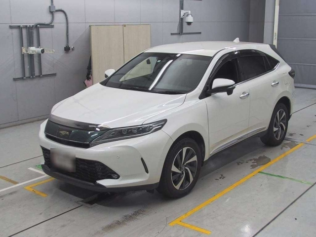 TOYOTA HARRIER 2018