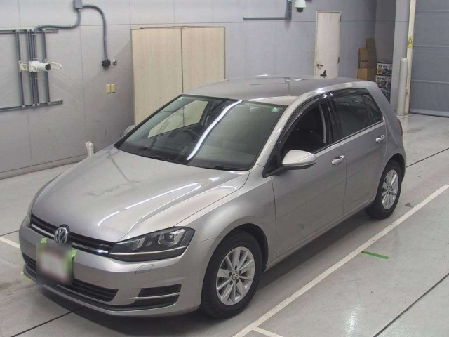 VOLKSWAGEN GOLF 2015