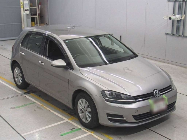 VOLKSWAGEN GOLF 2015