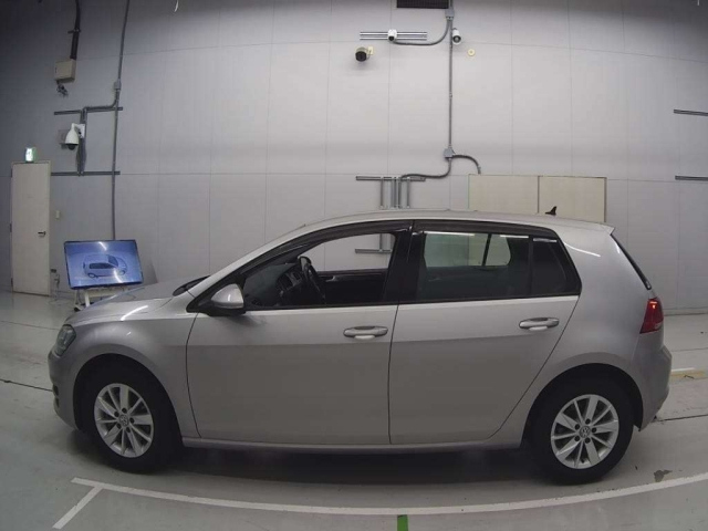 VOLKSWAGEN GOLF 2015