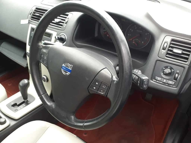VOLVO C30 2010
