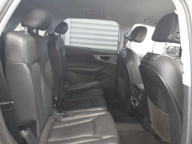 AUDI Q7 2016