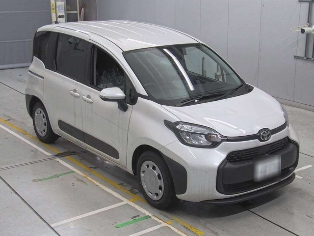 TOYOTA SIENTA 2025