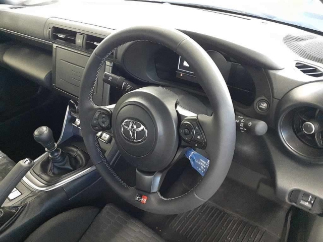 TOYOTA 86 2025