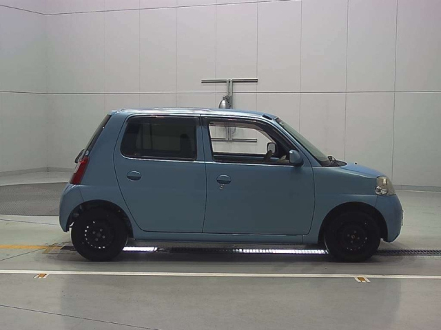 DAIHATSU ESSE 2010