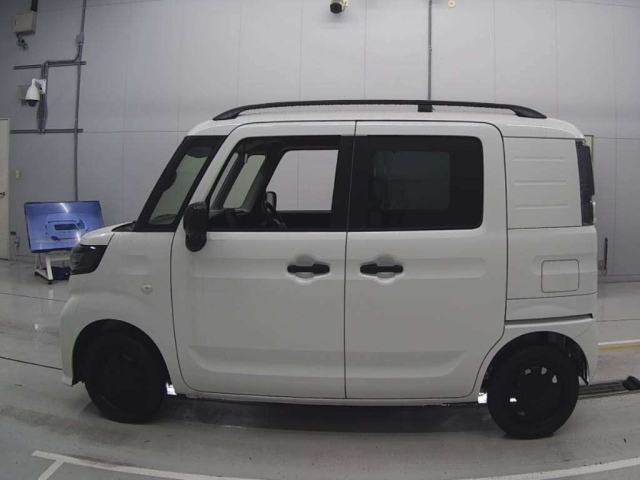 SUZUKI SPACIA BASE 2022