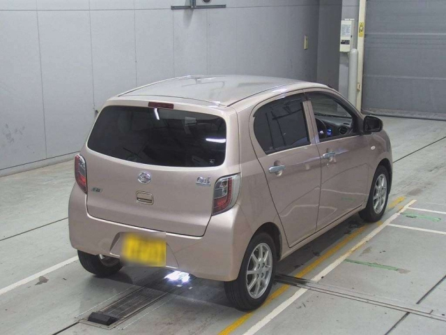 DAIHATSU MIRA E S 2012
