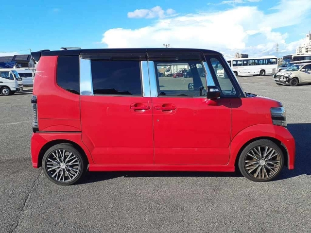 HONDA N BOX 2015