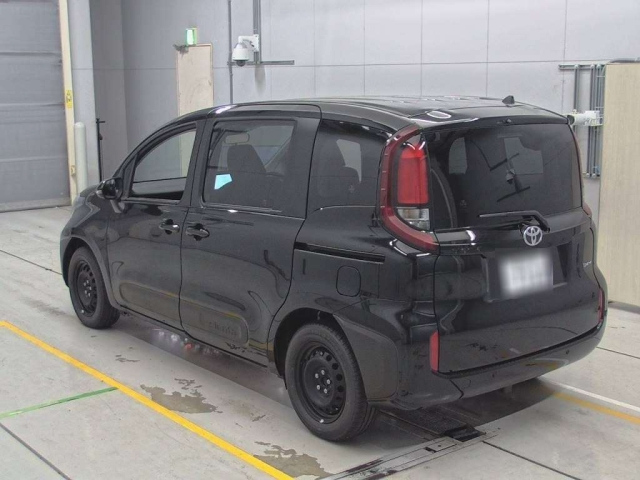 TOYOTA SIENTA 2025