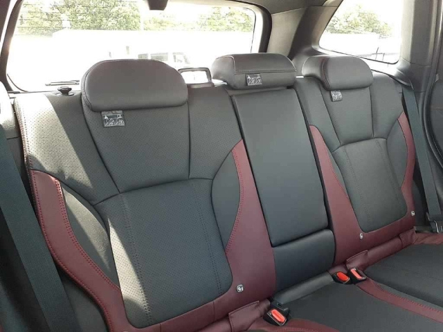 SUBARU FORESTER 2024