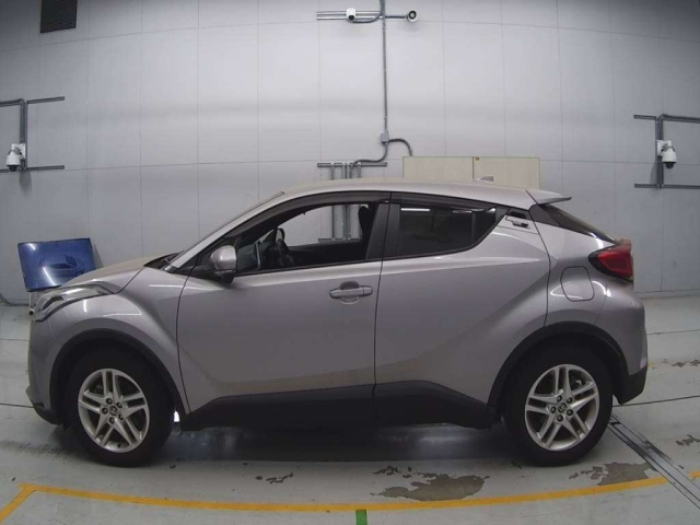 TOYOTA C-HR 2020
