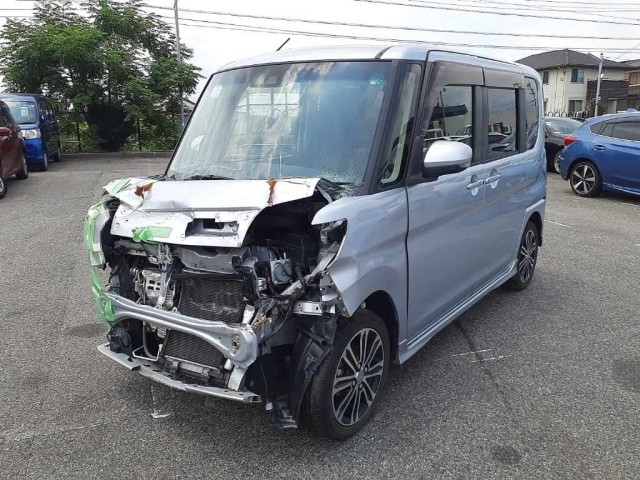 DAIHATSU TANTO 2018