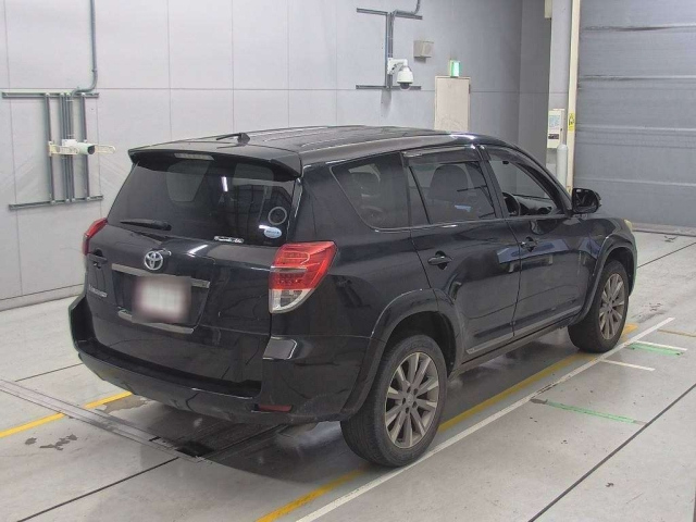 TOYOTA VANGUARD 2013