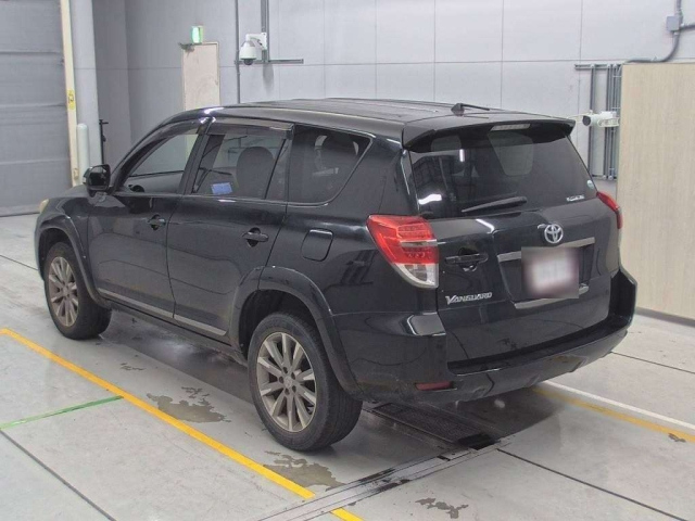 TOYOTA VANGUARD 2013
