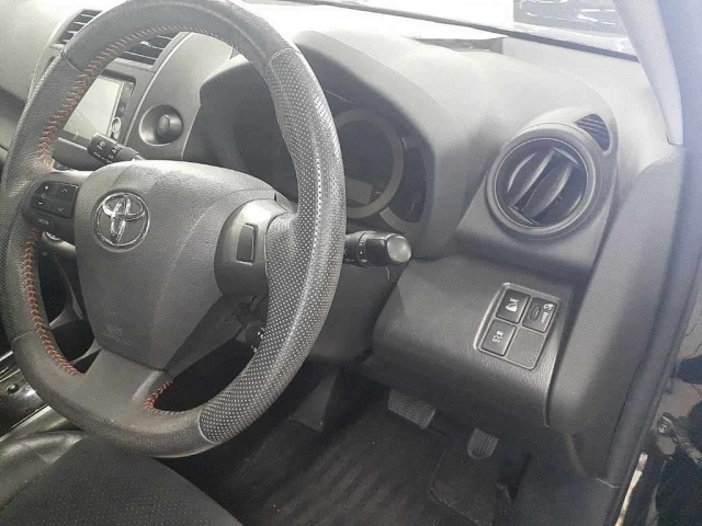 TOYOTA VANGUARD 2013