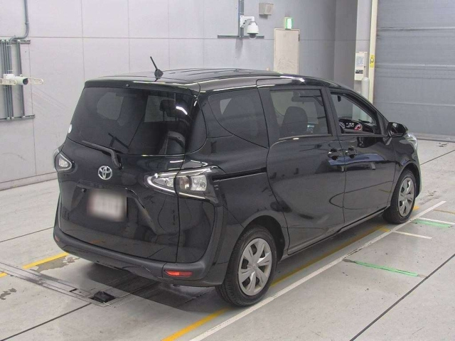 TOYOTA SIENTA 2021