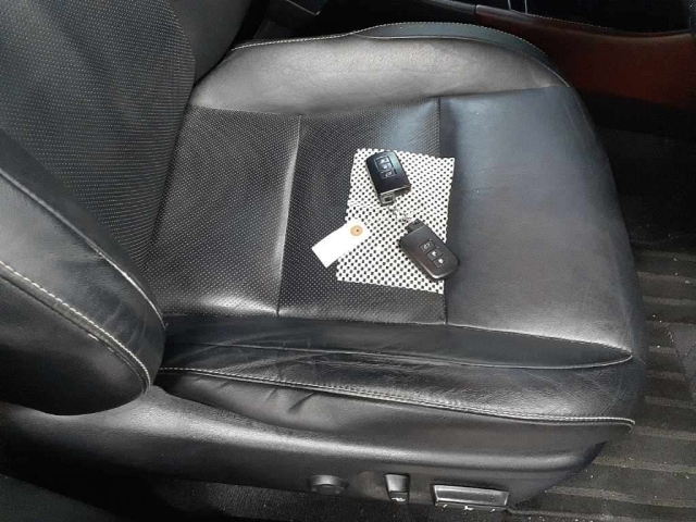 TOYOTA HARRIER 2014