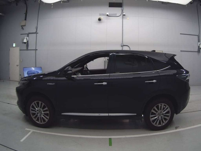 TOYOTA HARRIER 2014