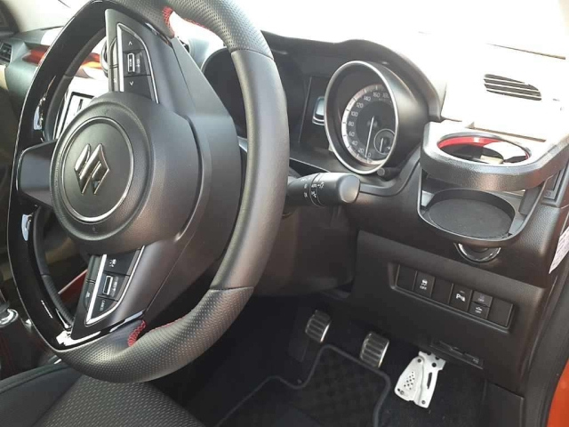 SUZUKI SWIFT 2022