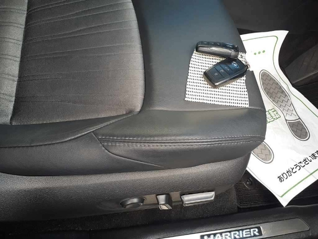 TOYOTA HARRIER 2021