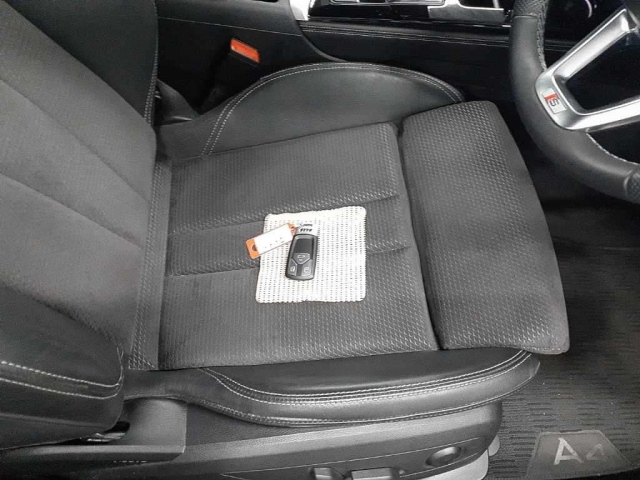 AUDI A4 2021