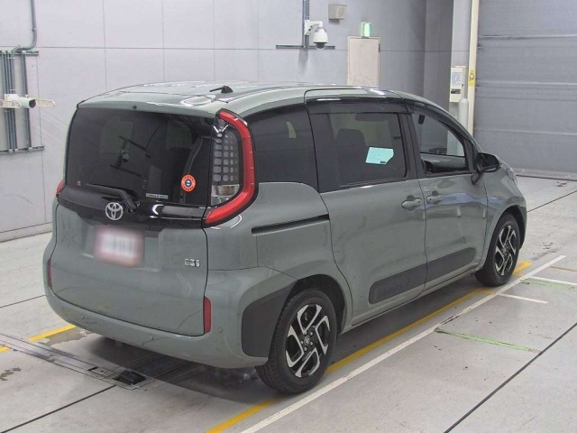 TOYOTA SIENTA 2023